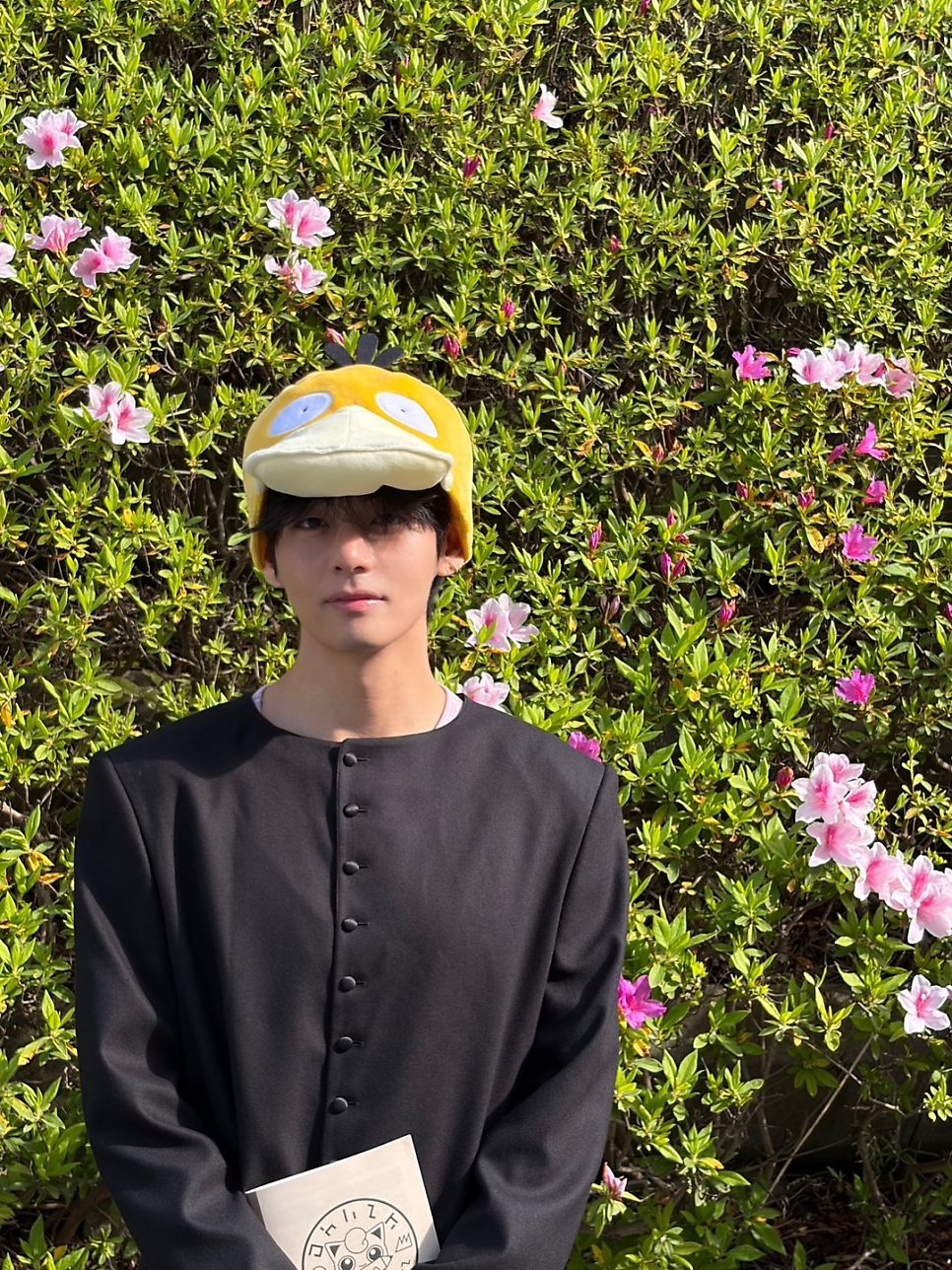 뷔 고라파덕 피카츄 인증샷 한 장면으로 분위기가 바뀐 이유 이미지 3