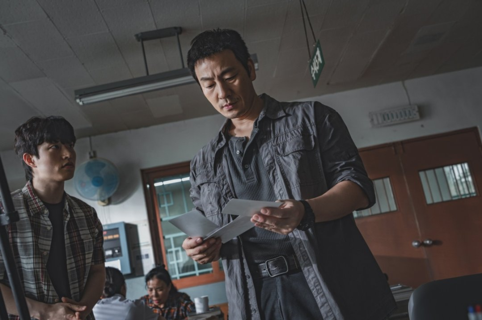 곽선영 박해수와 원팀 함정수사 나선다 허수아비 2회 요즘 들어 반응이 커지고 있다 이미지 6