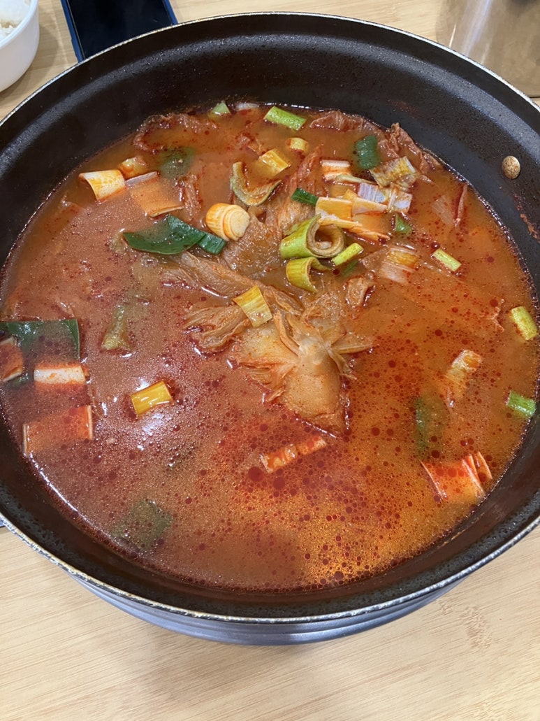명동찌개마을 대림역점 사진 3