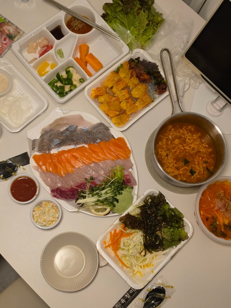 회뜨는 수산 사진 8