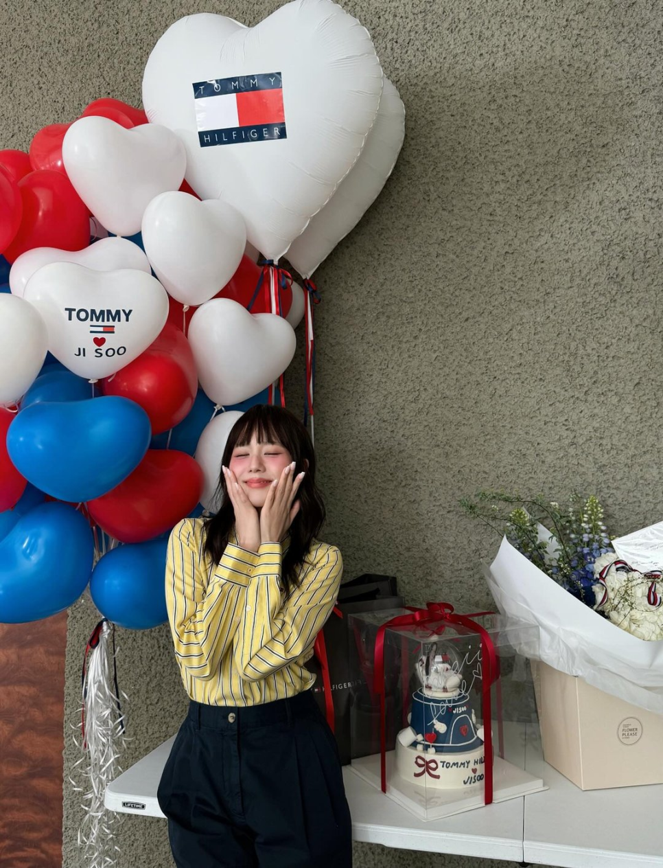 지수 명품 협찬 고사한 출국 모습 지금 더 주목받는 이유는? 이미지 1
