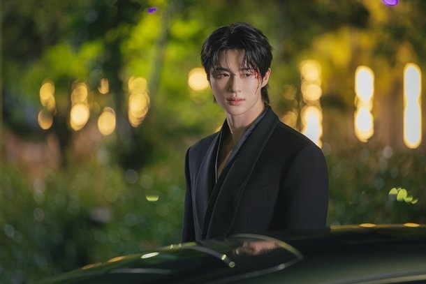 아이유♥변우석 위기 속 사랑 관계가 다시 주목받는 이유는 이미지 6