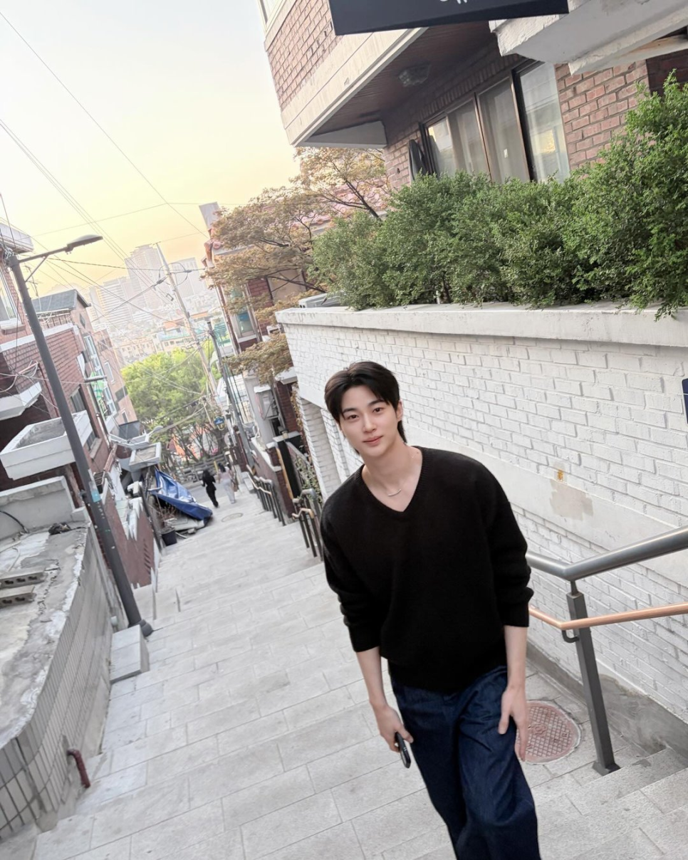 아이유♥변우석 위기 속 사랑 관계가 다시 주목받는 이유는 이미지 4