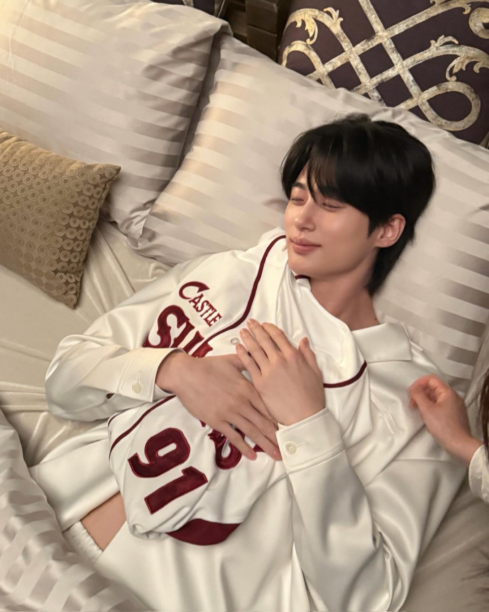 변우석 로코 복귀 비결 예상과 전혀 다른 반응이 나온 이유 뭘까 이미지 2