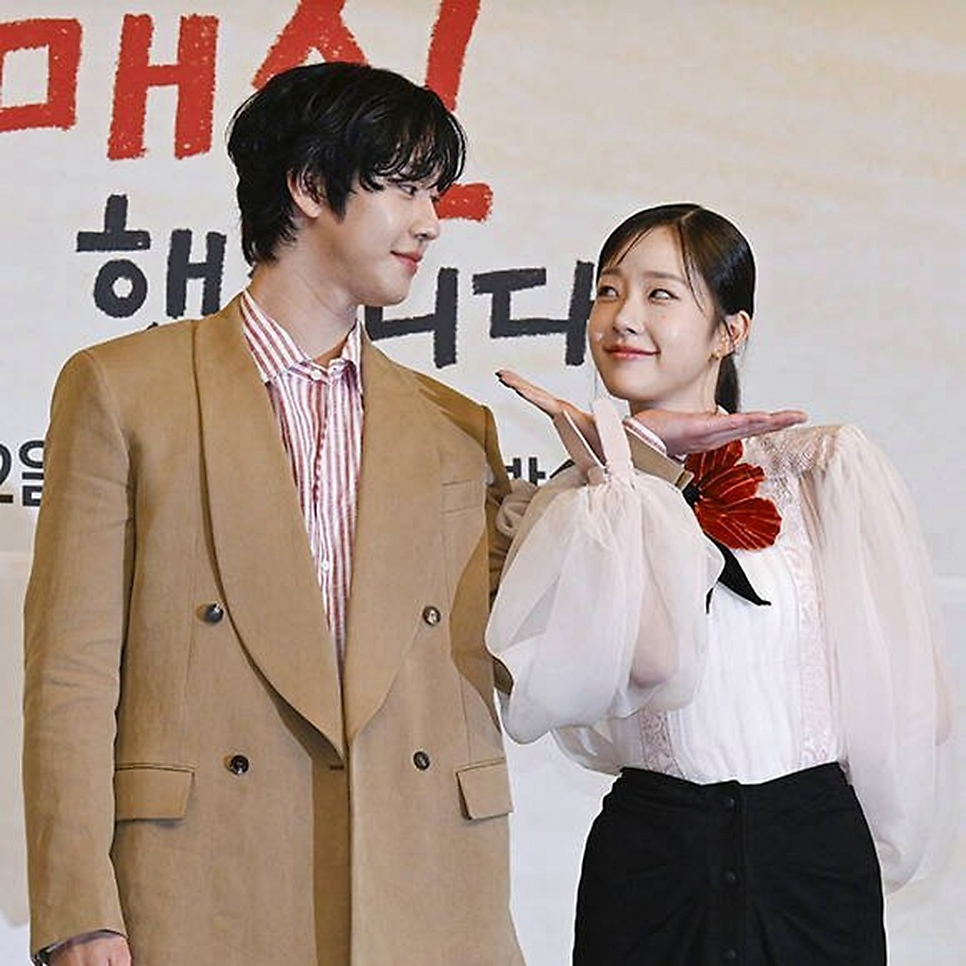 채원빈 안효섭 첫만남 케미 예상과 전혀 다른 반응이 나온 이유 뭘까 이미지 4