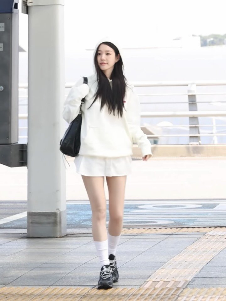 이유비 43kg 가녀린 몸매 논란이 쉽게 가라앉지 않는 이유는 이미지 5