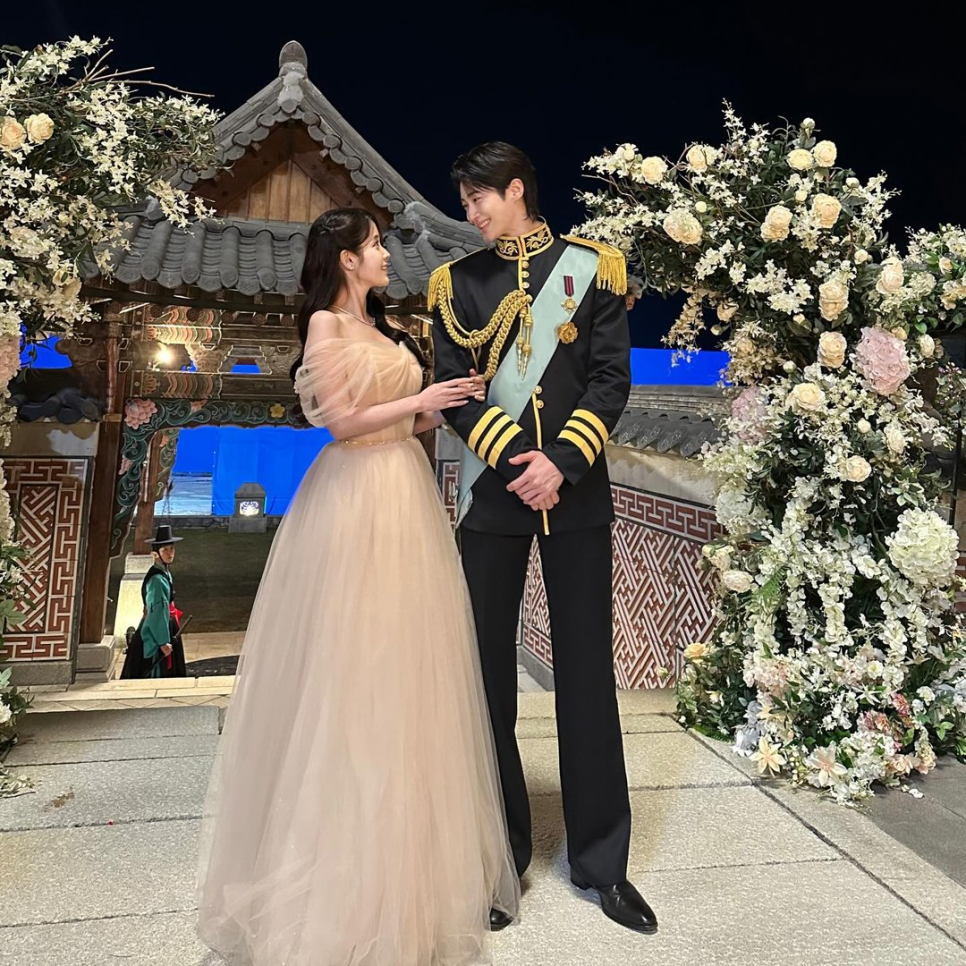 변우석 요트 위 아이유 키스씬 짧은 장면 하나로 반응 터졌다 이미지 4