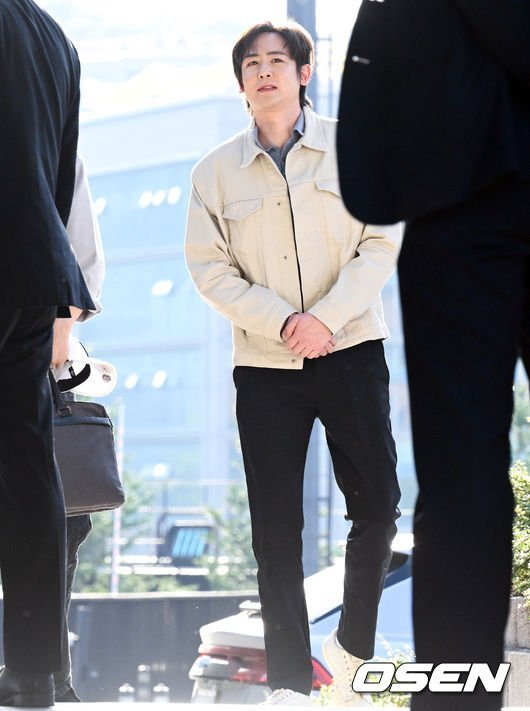 옥택연 결혼식 2PM 완전체 참석 관계 하나로 흐름이 바뀌었다 이미지 3