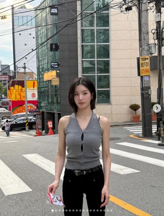 권은비 글래머 프로필 공개 최근 분위기가 확 바뀌었다 이미지 5