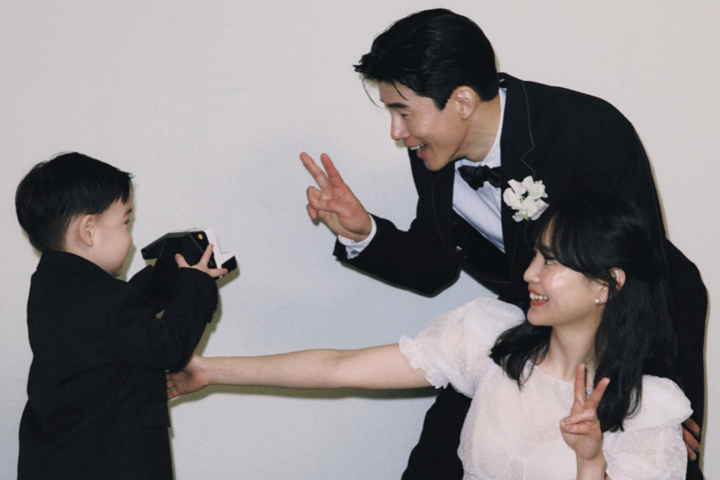 윤승아 가족 여행 사진 공개 다시 화제가 되는 흐름이다 이미지 4