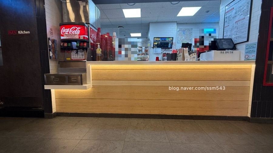 KFC 부평역점 사진 2