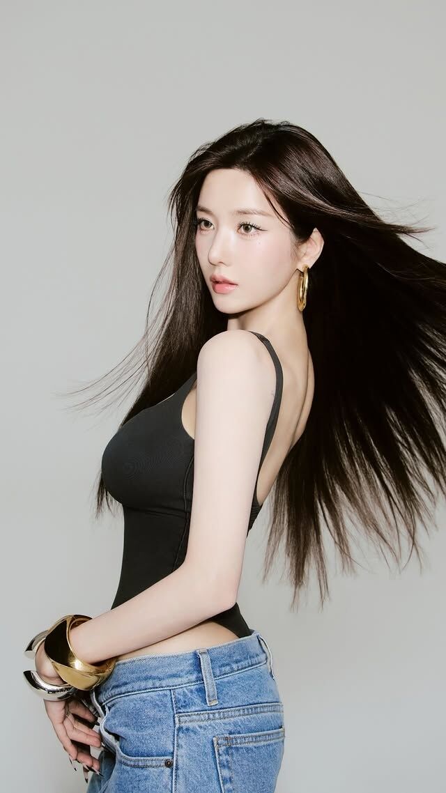 권은비 글래머 프로필 공개 최근 분위기가 확 바뀌었다 이미지 4