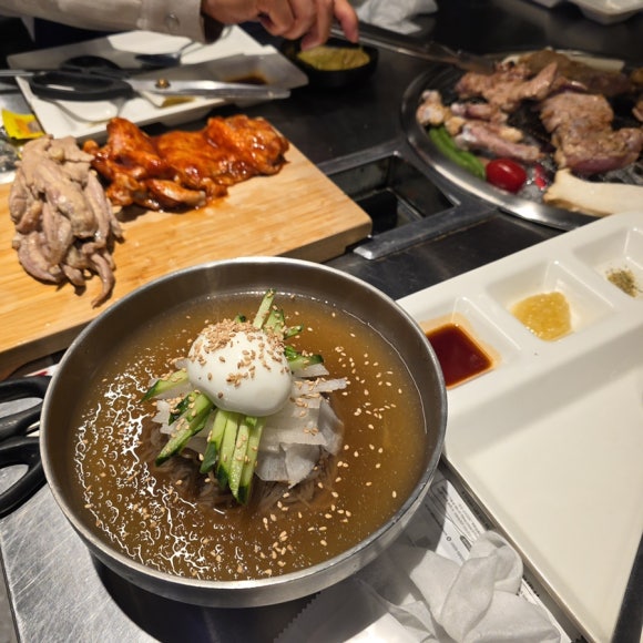 반가숯불닭갈비 홍대본점 사진 8