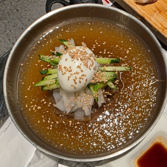반가숯불닭갈비 홍대본점 사진 4