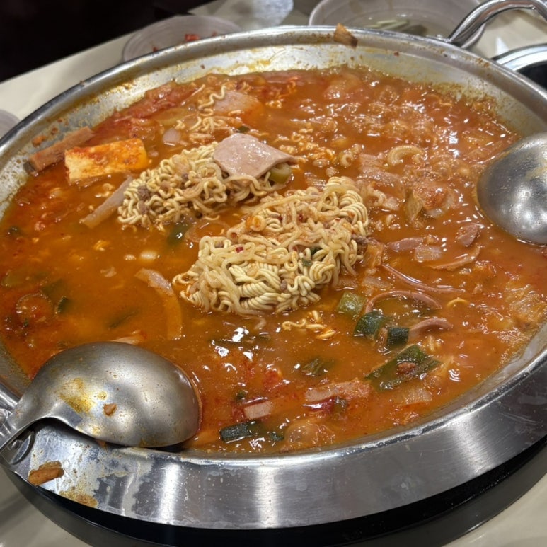 킹콩부대찌개 동판교점 사진 7