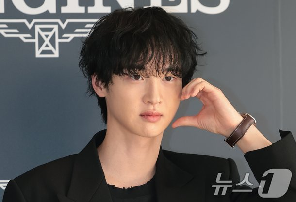 장동윤 나미야 잡화점 출연 검토 소식에 팬들 설레는 이유 지금 보니 느낌이 완전히 다르다~! 이미지 3