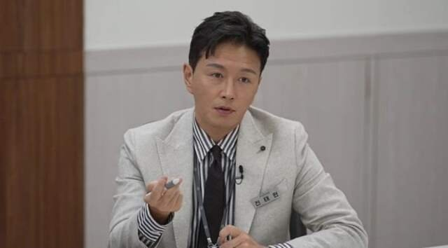 진태현 하차 이동건 논란 확산 논란이 다시 살아나는 중이다 이미지 5