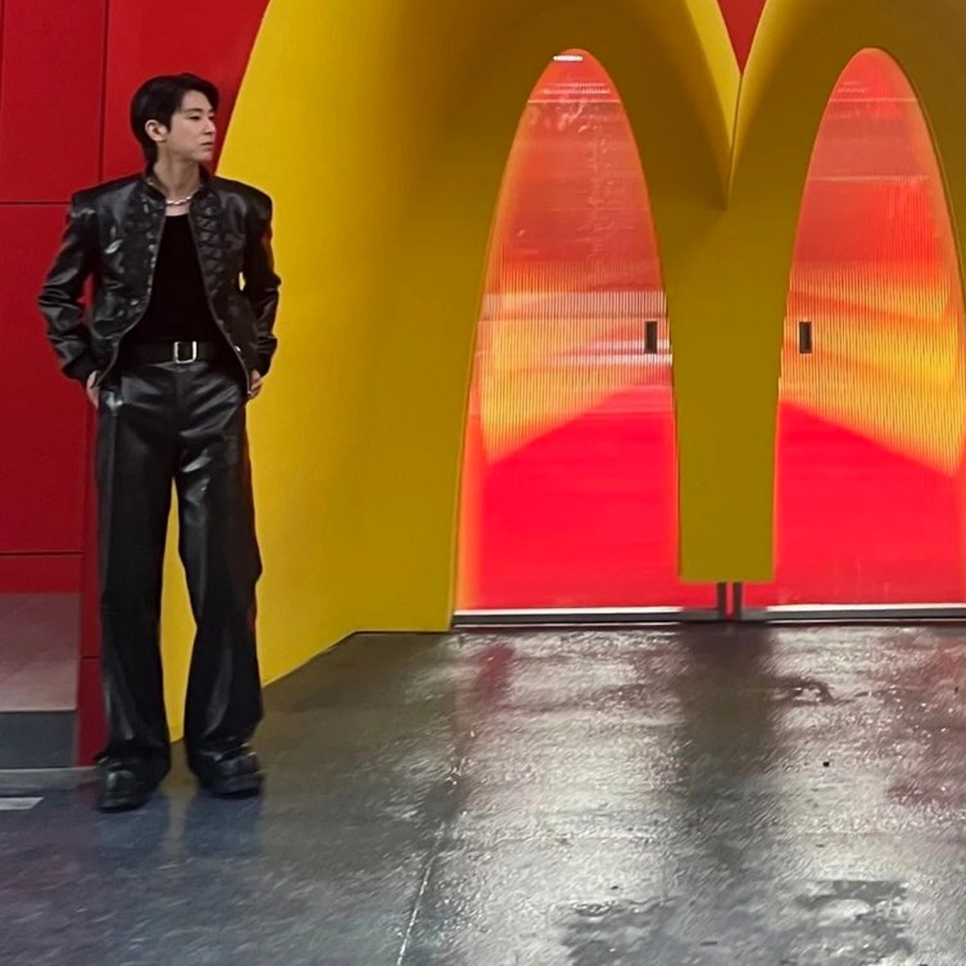 유노윤호 7월 첫 솔로 투어 지금 보니 느낌이 완전히 다르다~! 이미지 5