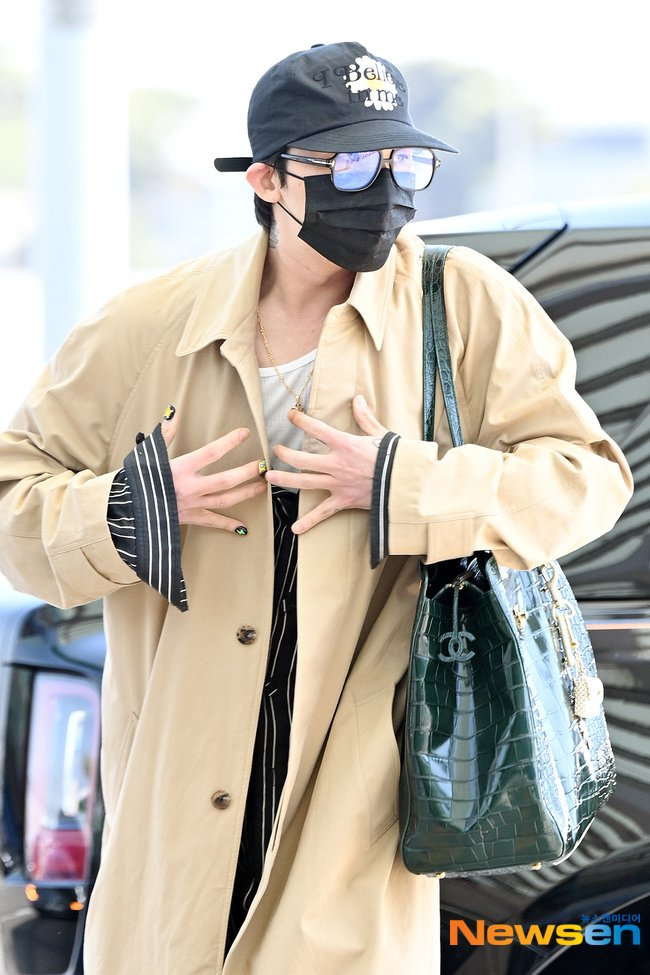 지드래곤 잠옷 공항 패션 왜 요즘 더 눈길이 가는 걸까 이미지 3