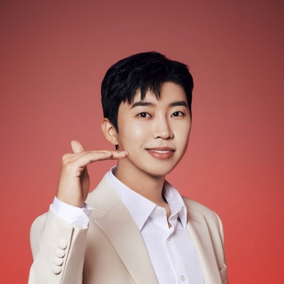임영웅 2026 男 광고모델 대상 3년 연속 수상 임영웅 효과 진짜였다 지금 보니 느낌이 완전히 다르다 이미지 6