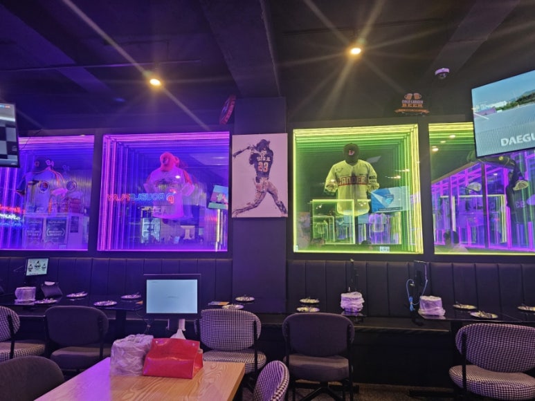 더블플레이치킨 홍대2호점 사진 7