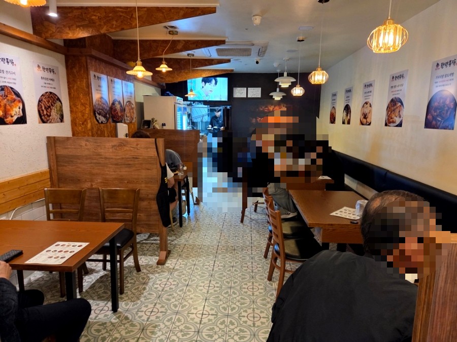 전기구이한량통닭 수원영통점 사진 4