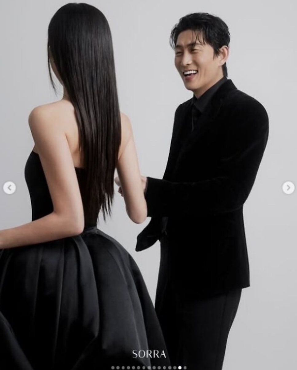 고준 아내 미모 최초 공개 백년가약 인생 2막 연 믿보배의 근황 최근 분위기가 확 바뀌었다 이미지 1