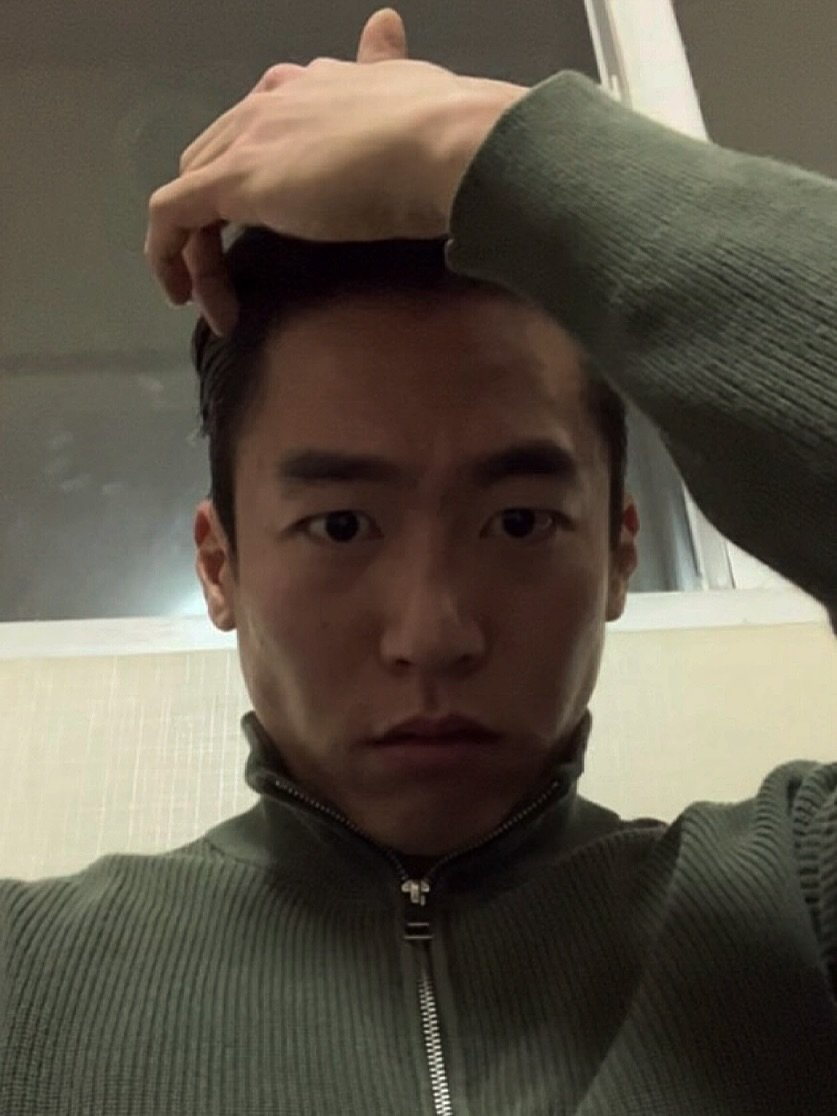 안필립 부여영화제 참석 영광 아버지 턱시도 입고 무대에 영상 하나로 반응 쏟아졌다 이미지 1