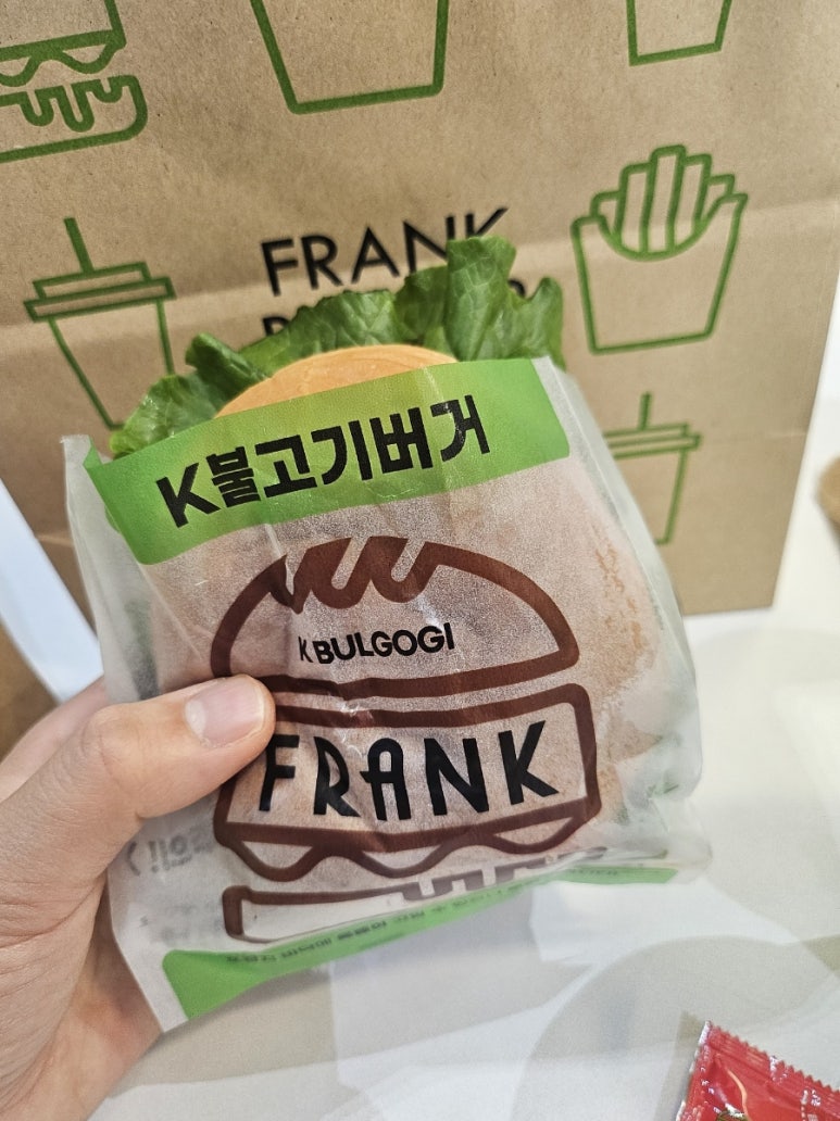 프랭크버거 신촌세브란스병원점 사진 5