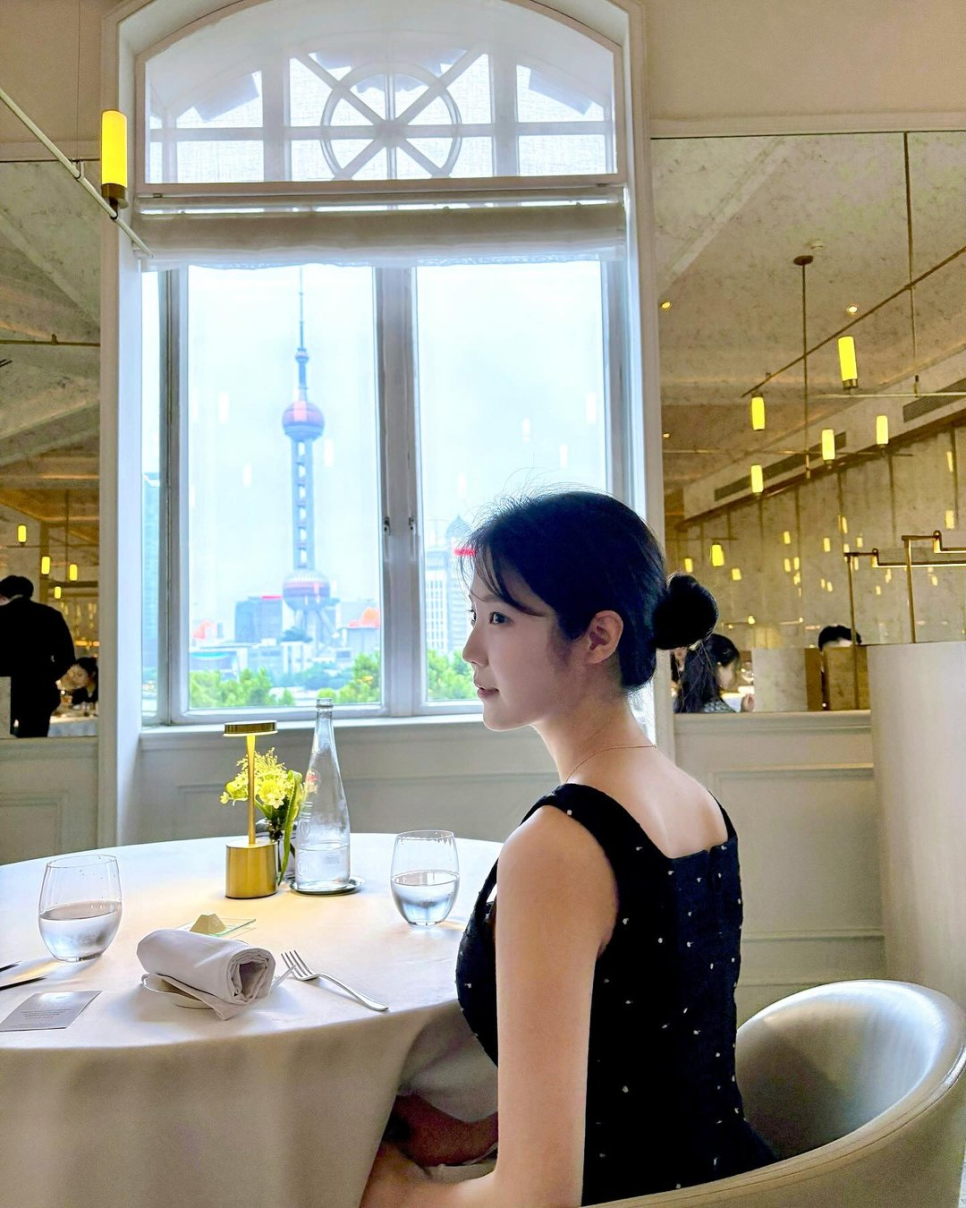 윤영경 한강 아이유 닮은꼴 이 순간 이후 평가가 달라졌다 이미지 3