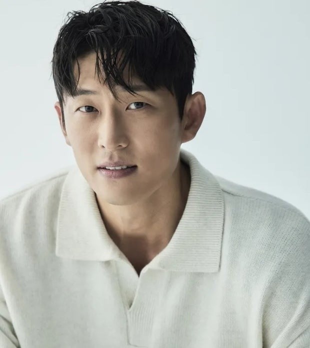 고준 아내 미모 최초 공개 백년가약 인생 2막 연 믿보배의 근황 최근 분위기가 확 바뀌었다 이미지 4