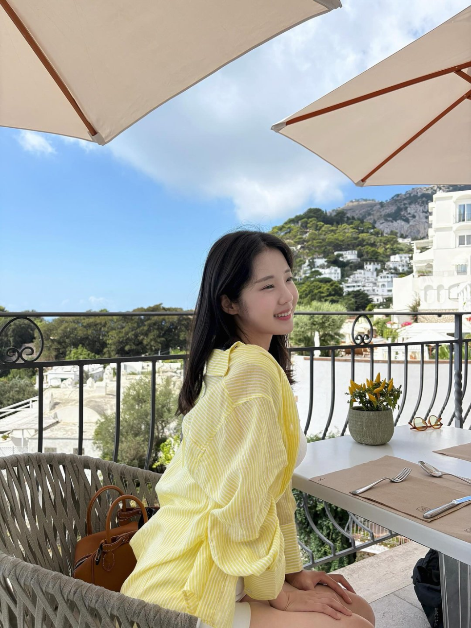 윤영경 한강 아이유 닮은꼴 이 순간 이후 평가가 달라졌다 이미지 2