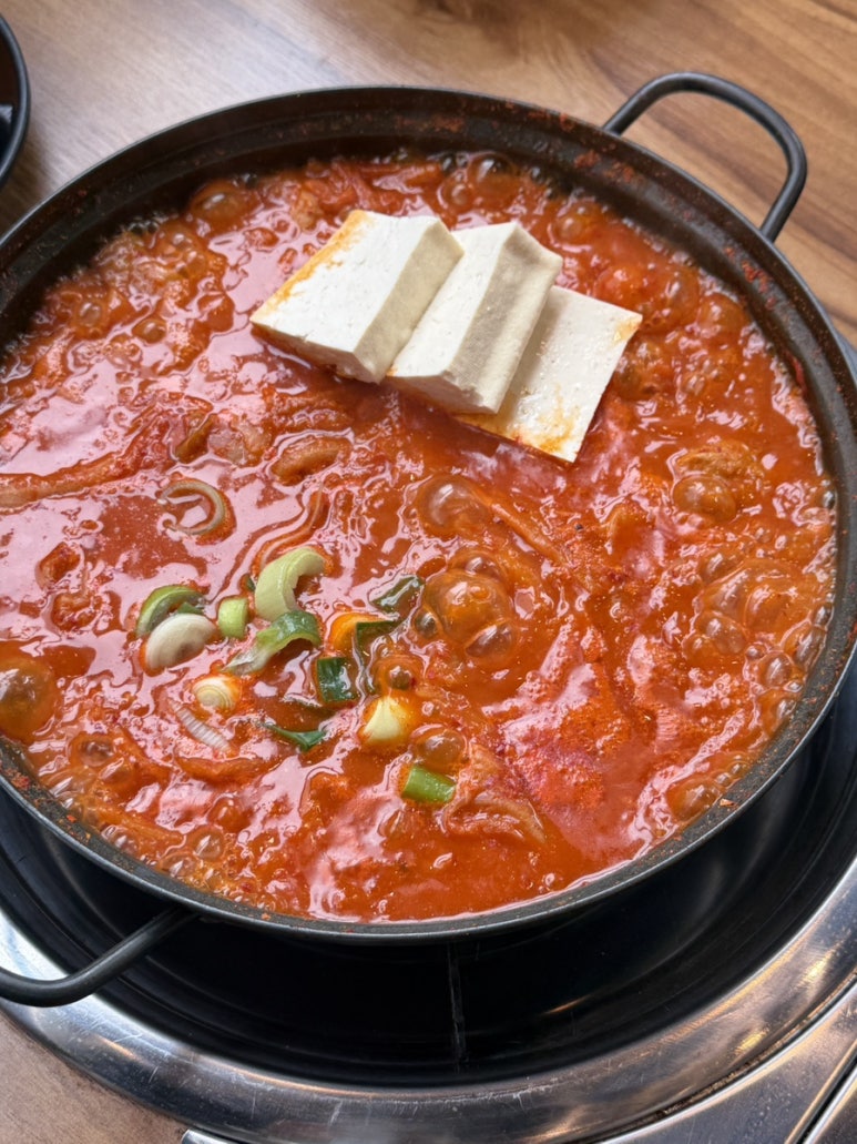 두근돼지김치찜 안산점 사진 4