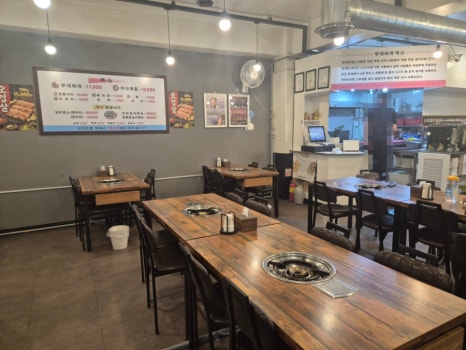 군단부대찌개 신시가지점 사진 2