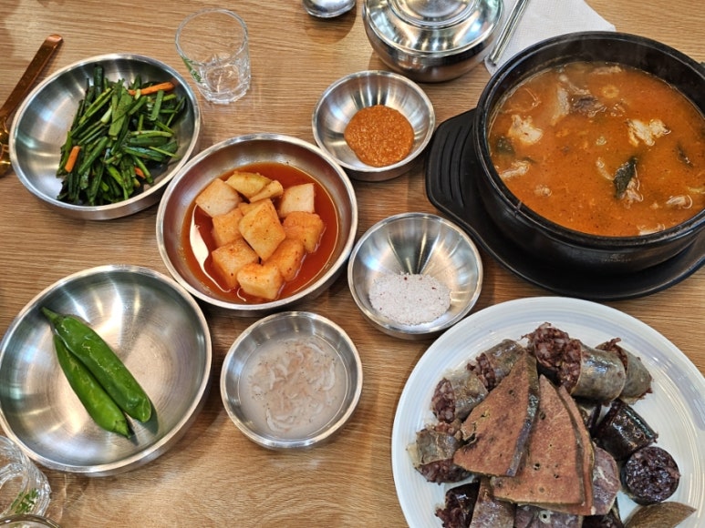 신의주정찹쌀순대 닥터플러스점 대표 사진