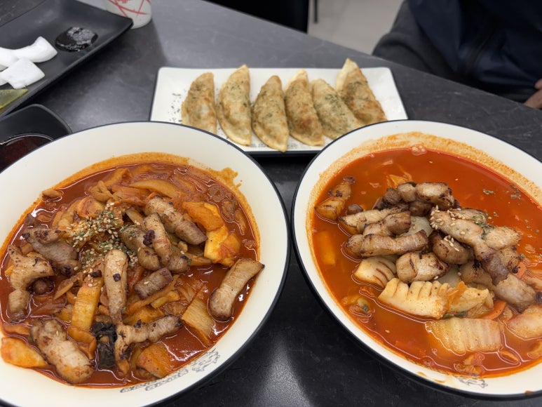 불맛전문관사부간짬뽕 독산직영점 사진 6