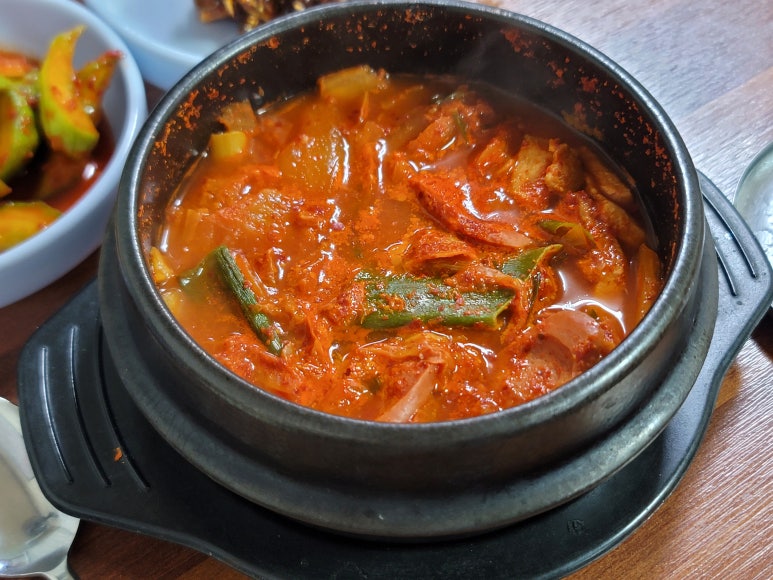 양지식당 사진 2