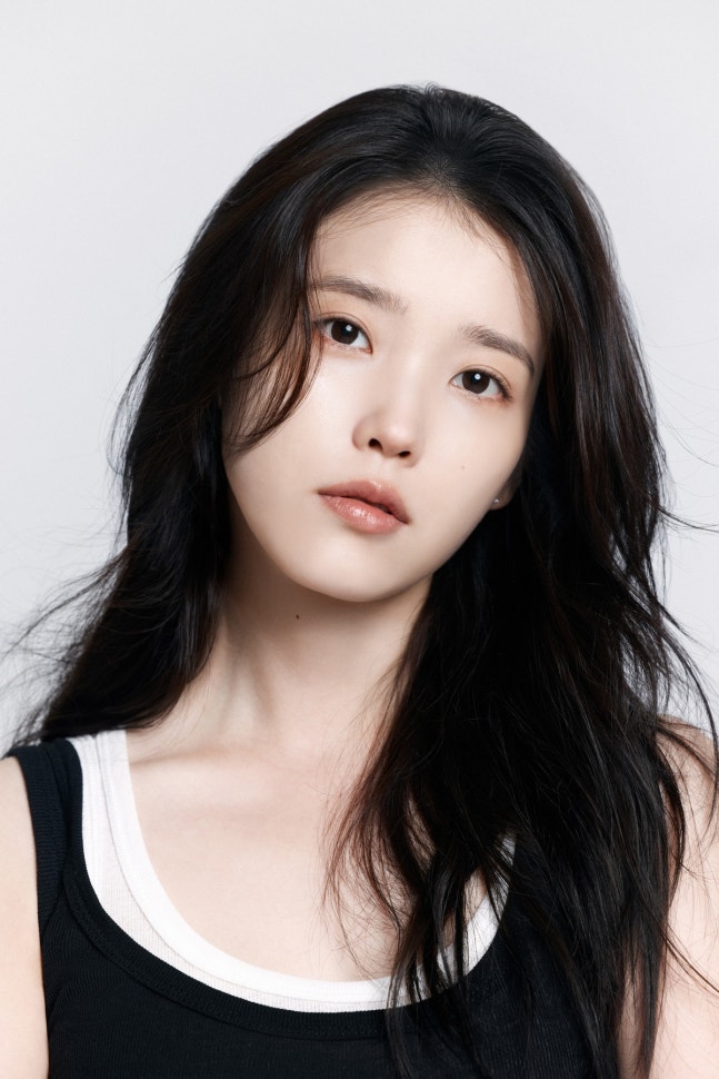 성희주로 열연 중에도... 아이유 예전과 완전히 달라졌다 이미지 1