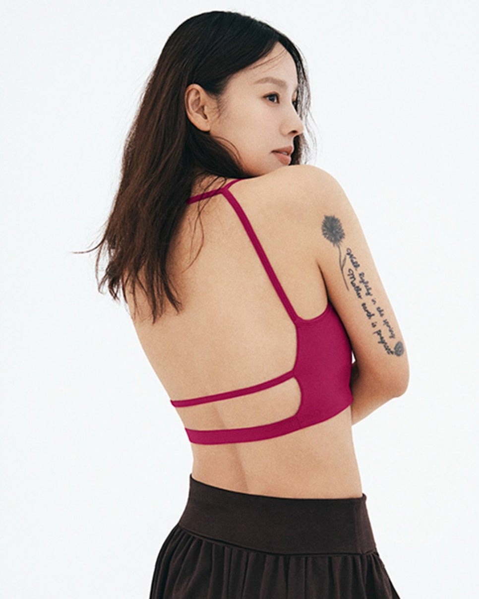 등이 이렇게 예뻤나? 이효리 군살 없는 뒤태 공개 최근 분위기가 확 바뀌었다 이미지 3