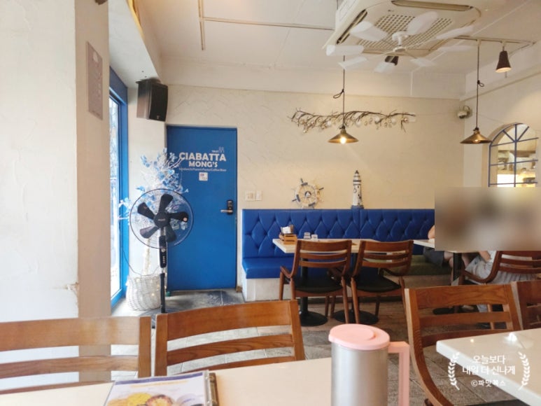 치아바타몽스 충무로점 사진 7