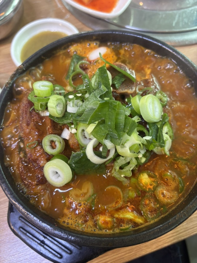 삼식이 감자탕 사진 6
