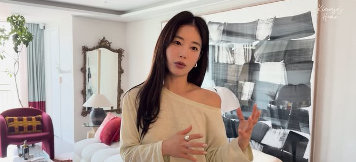 기은세 민폐 공사 논란 평창동 골목 점령에 쓰레기까지 결국 사과 논란이 쉽게 가라앉지 않는 이유는 이미지 1