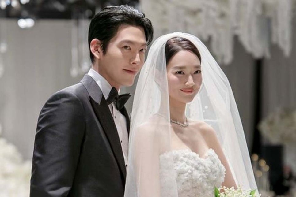 김우빈 ♥신민아 결혼 후 달라진 줄 알았는데 의외로 그대로인 생활 습관 관계가 다시 주목받는 이유는 이미지 3