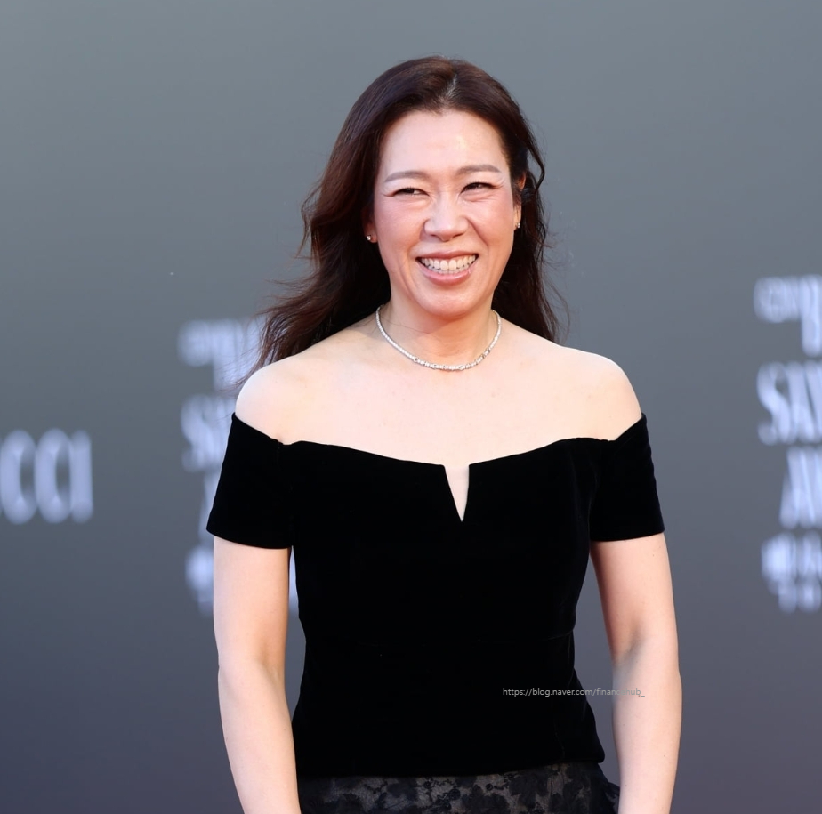 이성민 염혜란 상 못 받아 욕했다 백상 현장 빵 터진 이유 최근 분위기가 확 바뀌었다 이미지 1