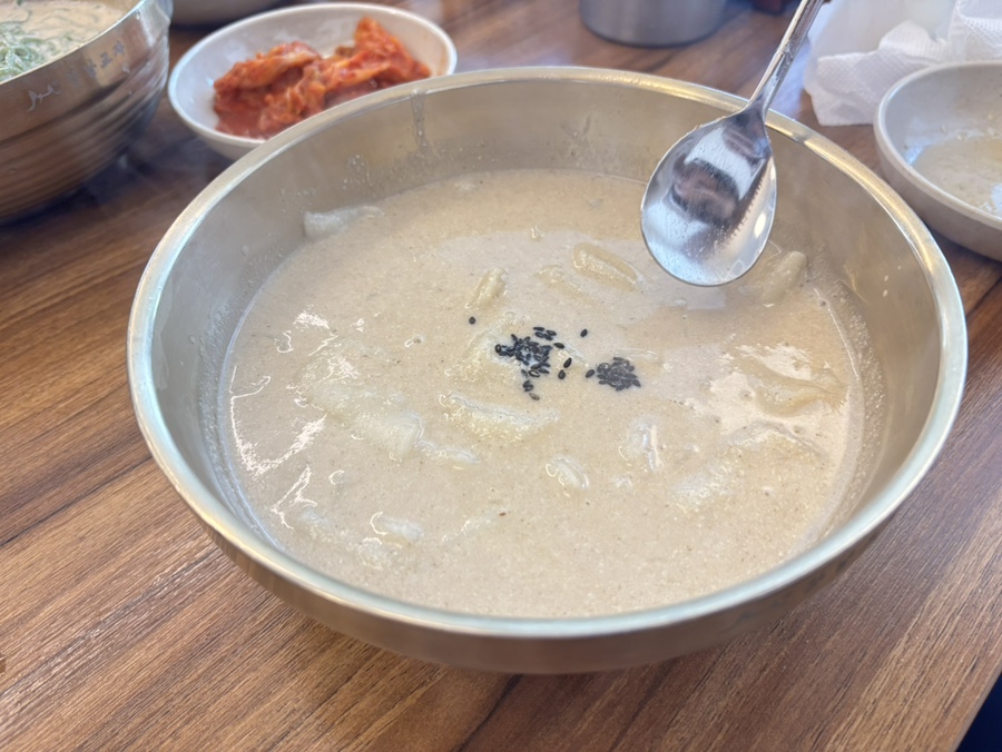 강남교자 석촌호수점 사진 5