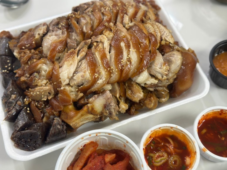 소문난 순대국 왕족발 사진 8