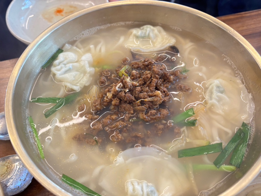 강남교자 석촌호수점 사진 8