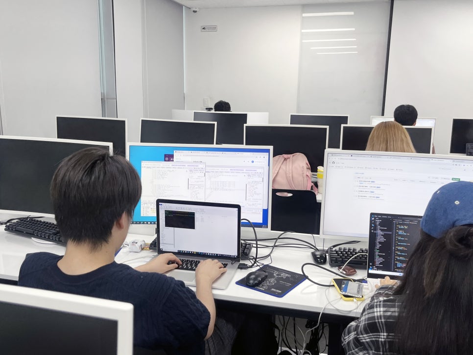 AI 바이브코딩학원 후기: 비전공자 취업 연계 과정 — 사진 8