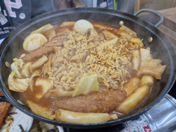고래즉석떡볶이 대표 사진