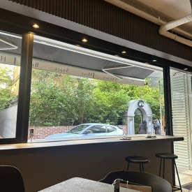 다이너펍 꽃길 사진 8